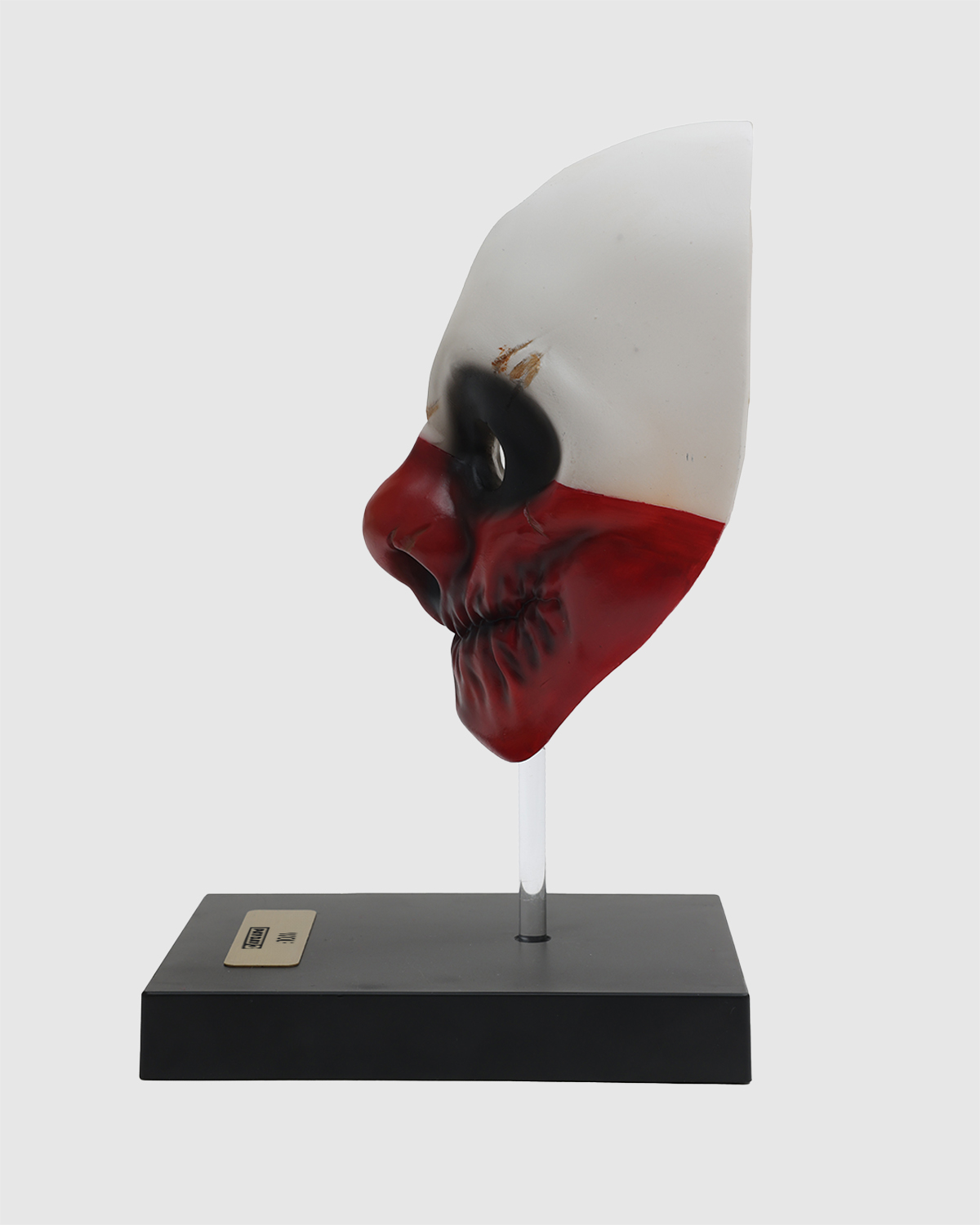 Limited Edition 1:2 scale Desktop Replica "Wolf Mask"