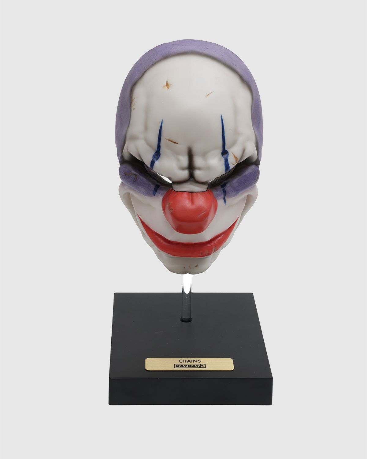 Limited Edition 1:2 scale Desktop Replica "Chains Mask"